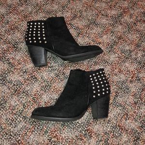 Wanted - black studded boots